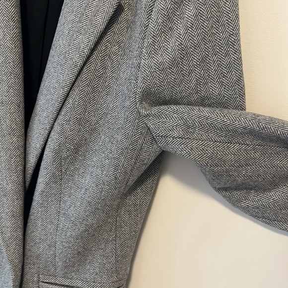 Gap Oversized Herringbone Blazer - Picture 5 of 9
